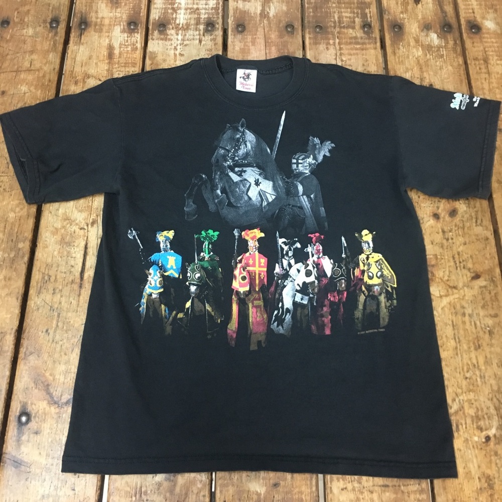 2001 Medieval Knights Tee/ M